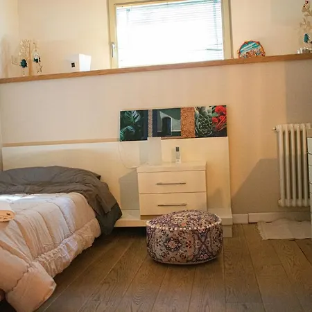 Ghe House * Katania