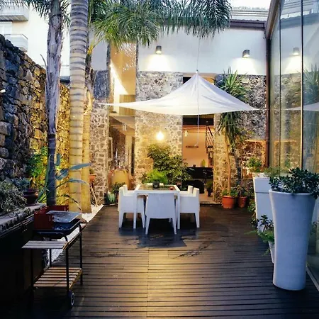 Ghe House * Katania